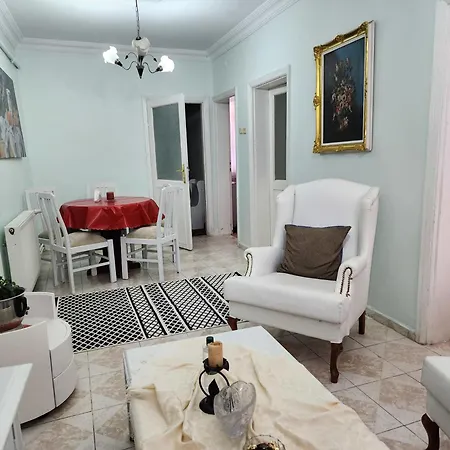 Two Bedroom Flat In The Garden At The Bosphorus Апартаменты
